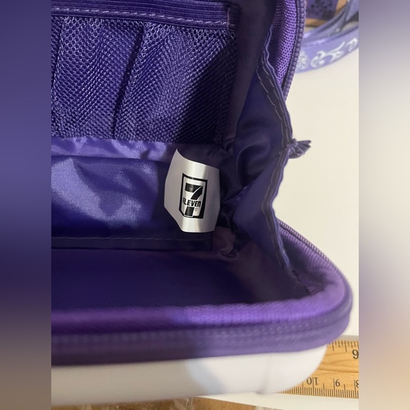 2023 Anna Sui x Sanrio 7 Eleven Cinnamoroll Crossbody Case with Strap - Picture 5 of 13